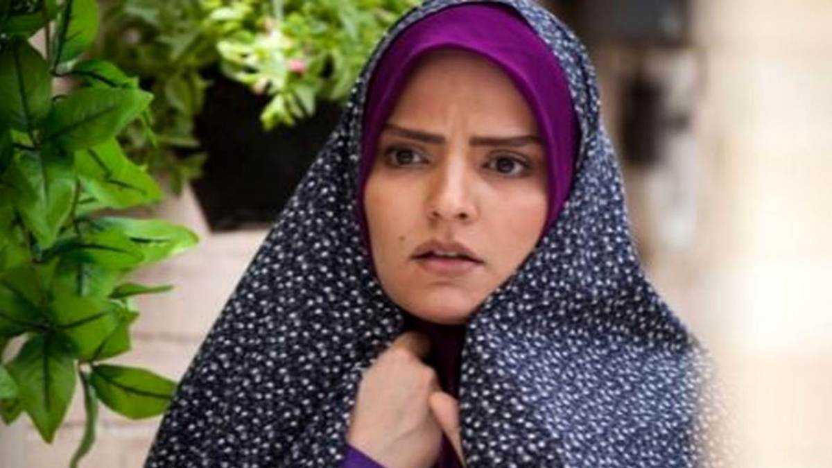 خبر روز | از سپیده خداوردی با پوششی از رنگ های شاد وجذاب از سپیده خداوردی با پوششی از رنگ های شاد وجذاب