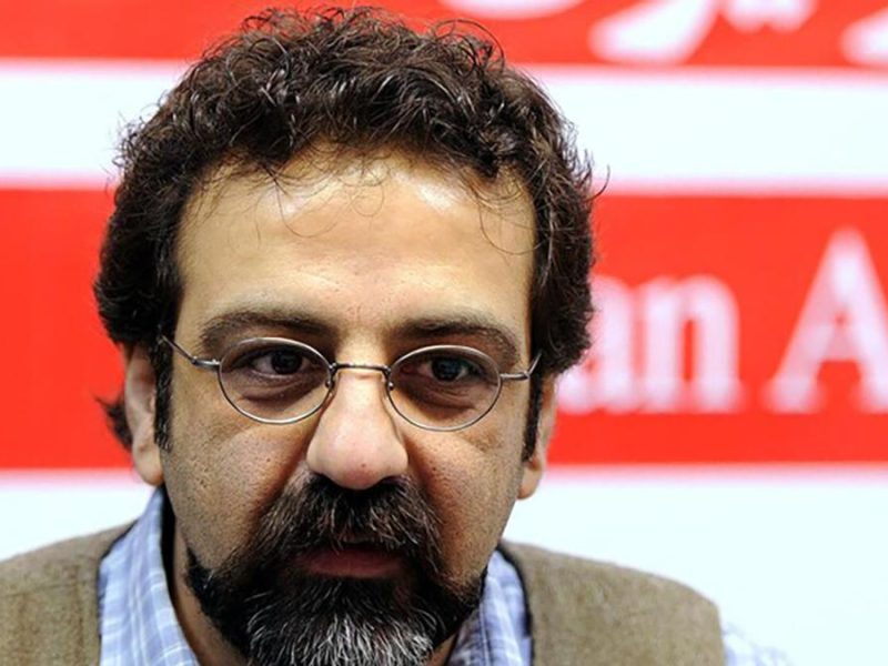 سید جواد یحیوی در 50 سالگی در نمایش تئاتر