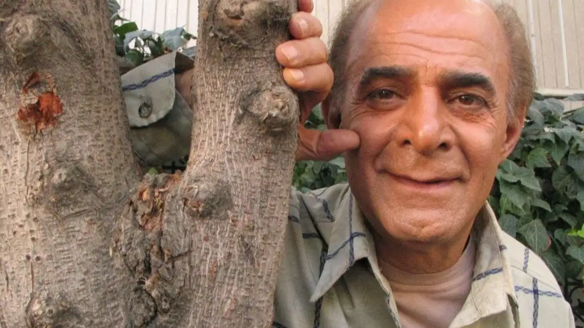 سیروس گرجستانی؛ مروری بر زندگی و کارنامه هنری کمدین محبوب ایران