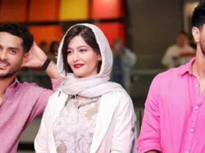 صحنه خواستگاری سینا مهراد از پردیس احمدیه