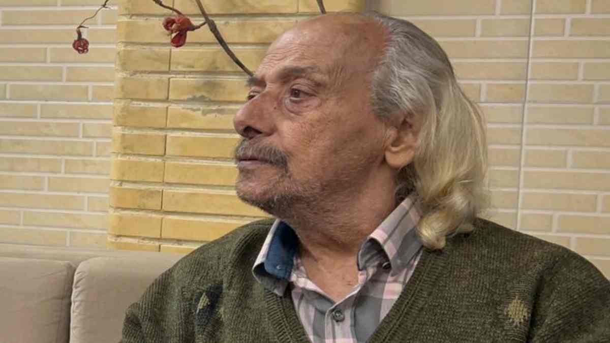 شاعر و منتقد مشهور درگذشت