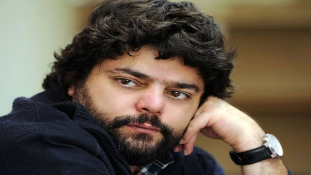 شاهد احمدلو در کنار همسر جوانش