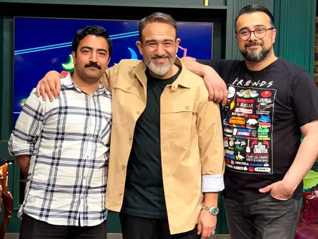 خبر روز | دوبله بامزه امین زندگانی و مهران غفوریان در برنامه شبخوش 3 شب خوش edited