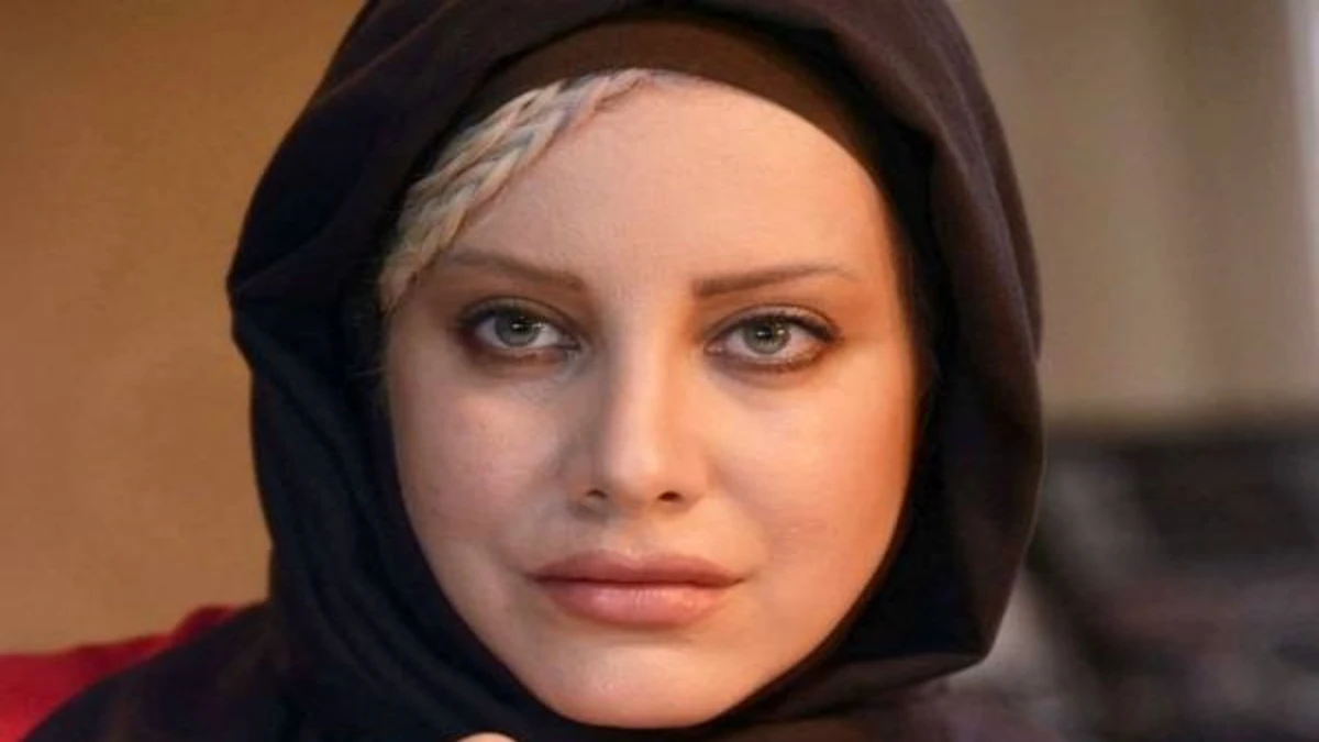 مانتو مجلسی شراره رخام در اکران خصوصی