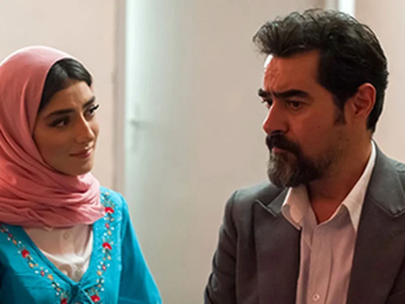 عکس عجیب و جنجالی «شهاب حسینی و فرزندانش کنار همسرش» در نمایشگاه