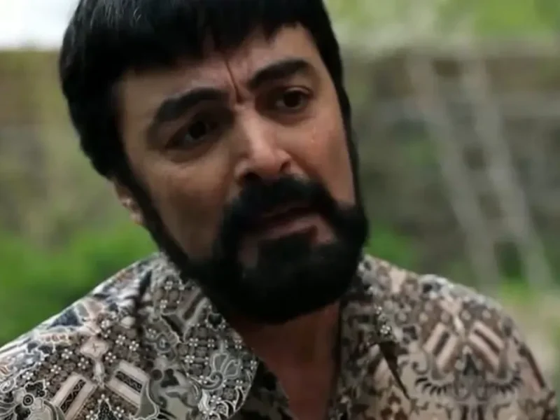 عکس شهرام خزرایی «کبیر جوان» سریال آنام در کنار دو پسرش