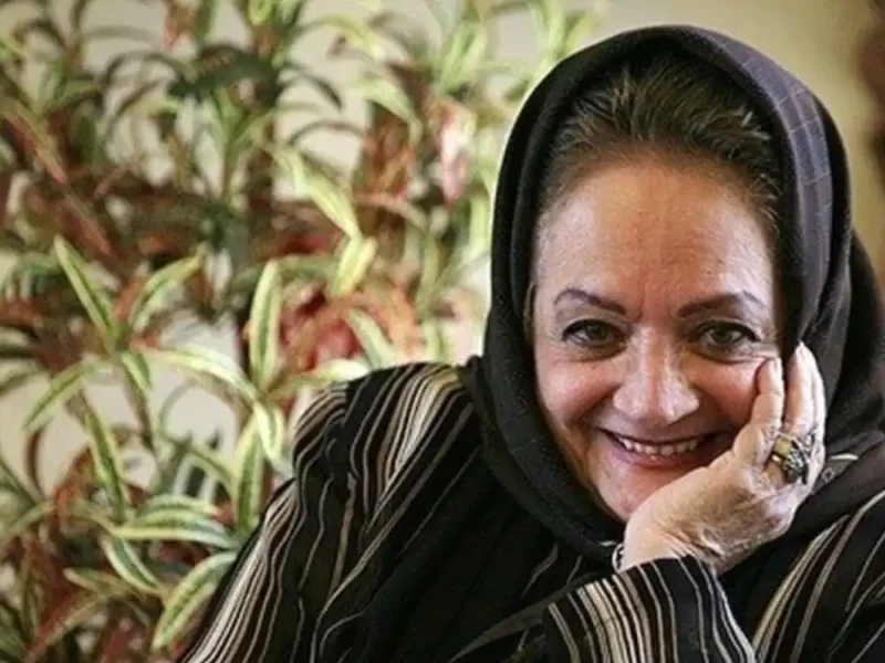 خبر روز | نمایی از فیلم چهار خواهر با حضور لیلا فروهر در آغوش شهلا ریاحی در سال 46 نمایی از فیلم چهار خواهر با حضور لیلا فروهر در آغوش شهلا ریاحی در سال 46