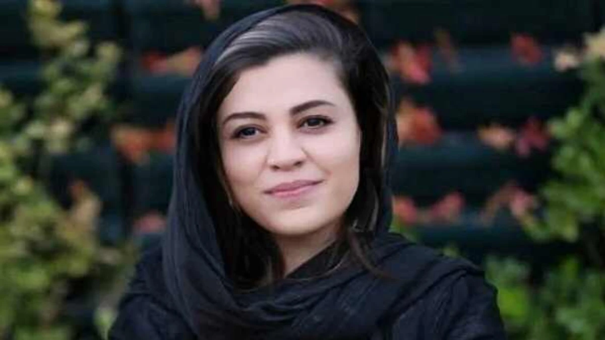 دکوراسیون سنتی بالکن خانه مجردی شیدا خلیق