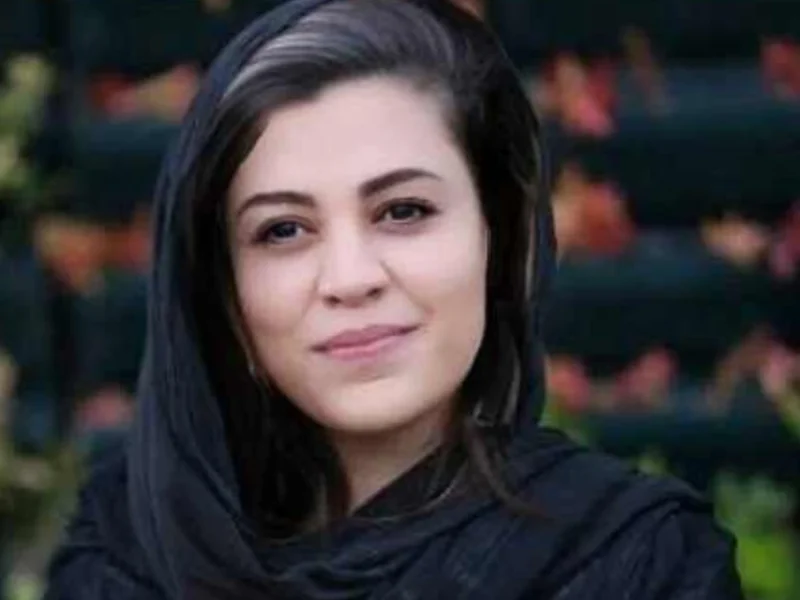 دکوراسیون سنتی بالکن خانه شیدا خلیق