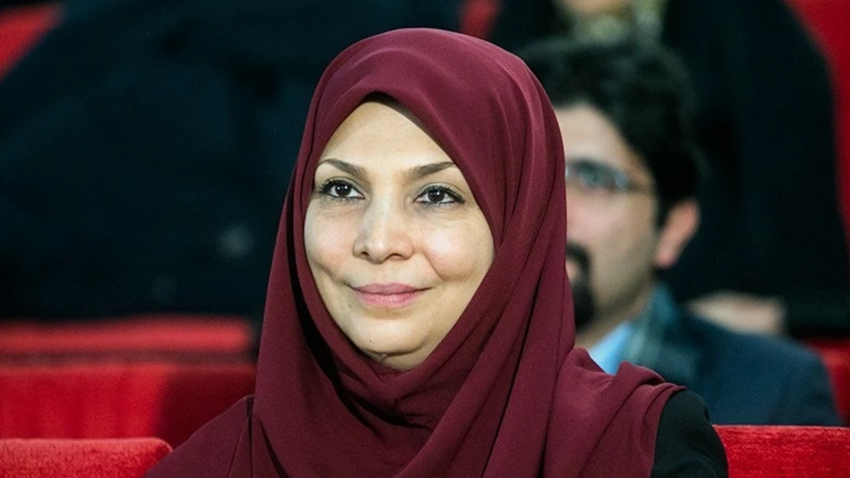 شیده معاونی مجری دهه ۶۰ به همراه دختر زیبایش