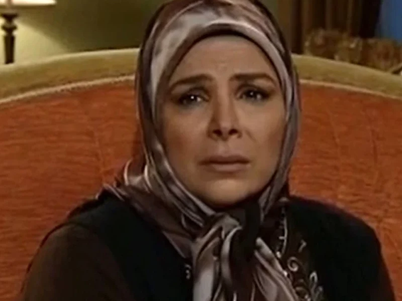 سفر به گذشته | تغییر چهره عاطفه زن حشمت فردوس سریال ستایش در 25 سالگی تغییر چهره عاطفه زن حشمت فردوس سریال ستایش در 25 سالگی