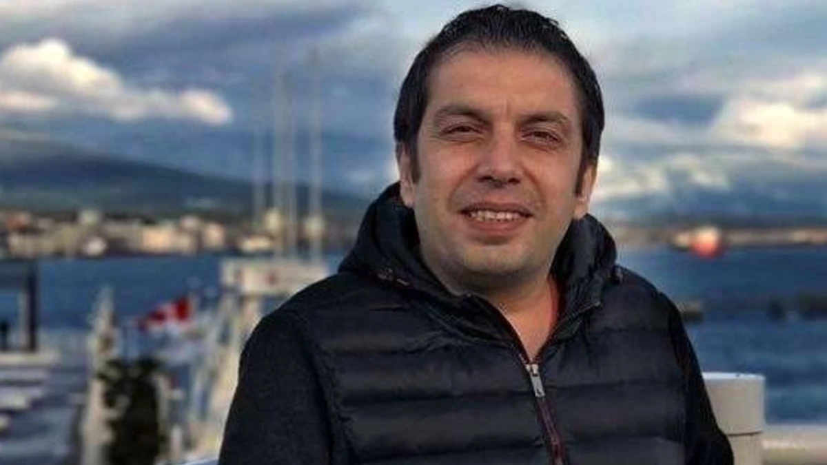 تصویر روز | عباس جمشیدی فر بازیگر خوش خنده سینما کنار همسر جوانش عباس جمشیدی فر بازیگر خوش خنده سینما کنار همسر جوانش
