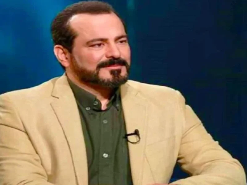 تصویر روز | عباس موزون مجری معروف برنامه « زندگی پس از زندگی» در کنار پسرانش عباس موزون مجری معروف برنامه « زندگی پس از زندگی» در کنار پسرانش
