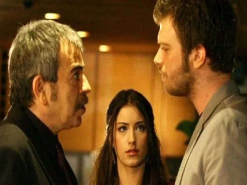 خبر روز | عکس دورهمی بازیگران سریال عشق ممنوع بعد از ۱۷ سال عکس دورهمی بازیگران سریال عشق ممنوع بعد از ۱۷ سال