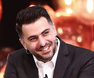 تصویر روز | استوری جدید از سید علی ضیاء با ژستی خاص استوری جدید از سید علی ضیاء با ژستی خاص