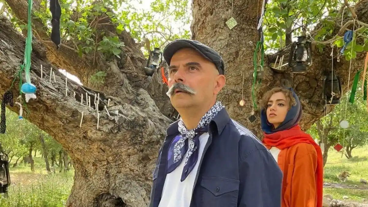 یک روایت واقعی با بازی پژمان بازغی و علی مصفا به کارگردانی امیرشهاب رضویان یک روایت واقعی با بازی پژمان بازغی و علی مصفا به کارگردانی امیرشهاب رضویان