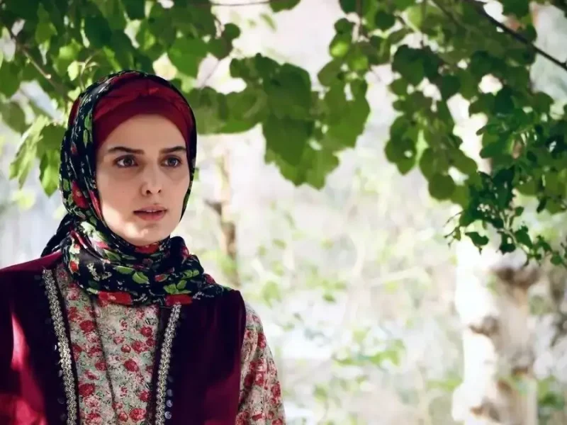 تغییر چهره خاص بازیگر سوجان غزاله اکرمی در ۲۶ سالگی