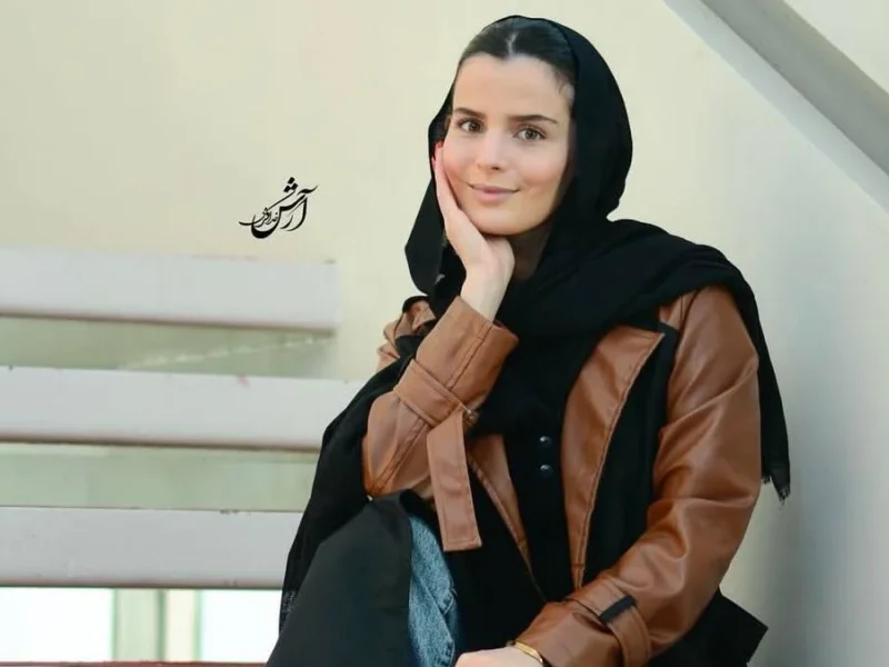 استایل شیک "غزاله اکرمی" بازیگر سوجان در روز اولین روز جشنواره فیلم فجر