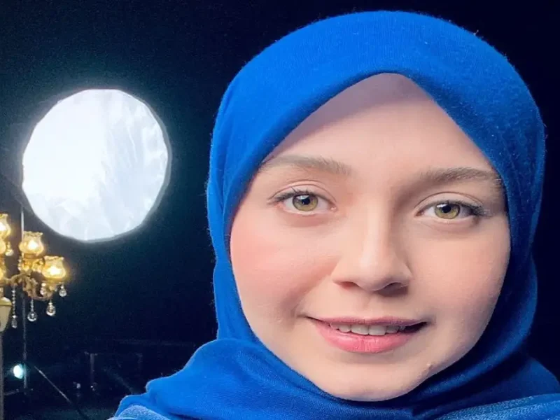 عکس جشن تولد «فاطمه محمدی‌فر» مجری تلویزیون در 24 سالگی