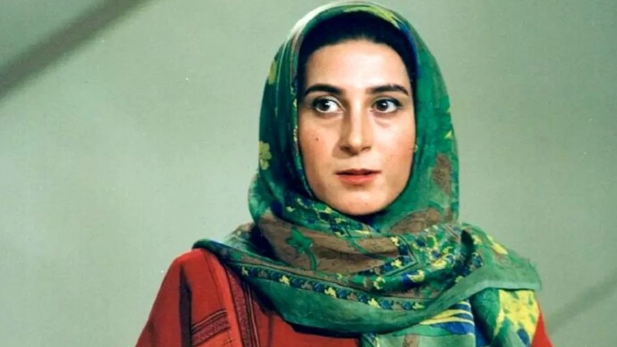 خبر روز | چهره دیدنی «فاطمه معتمدآریا» در 26 سالگی در چهارمین فیلمش دهه 60 چهره دیدنی «فاطمه معتمدآریا» در 26 سالگی در چهارمین فیلمش دهه 60