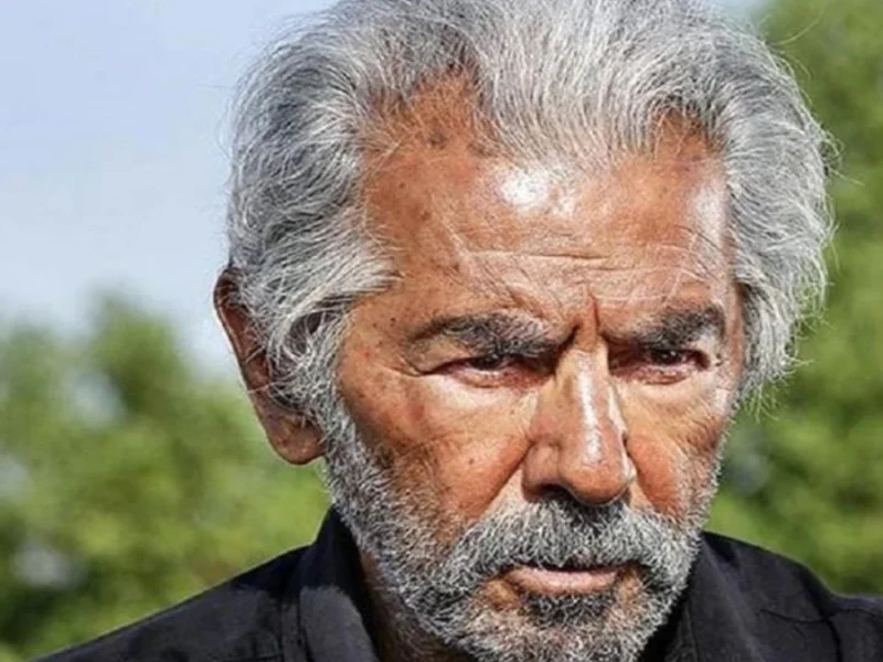 «محمد علی فردین و فرامرز قریبیان» در نمایی از فیلم غزل؛ سال 55