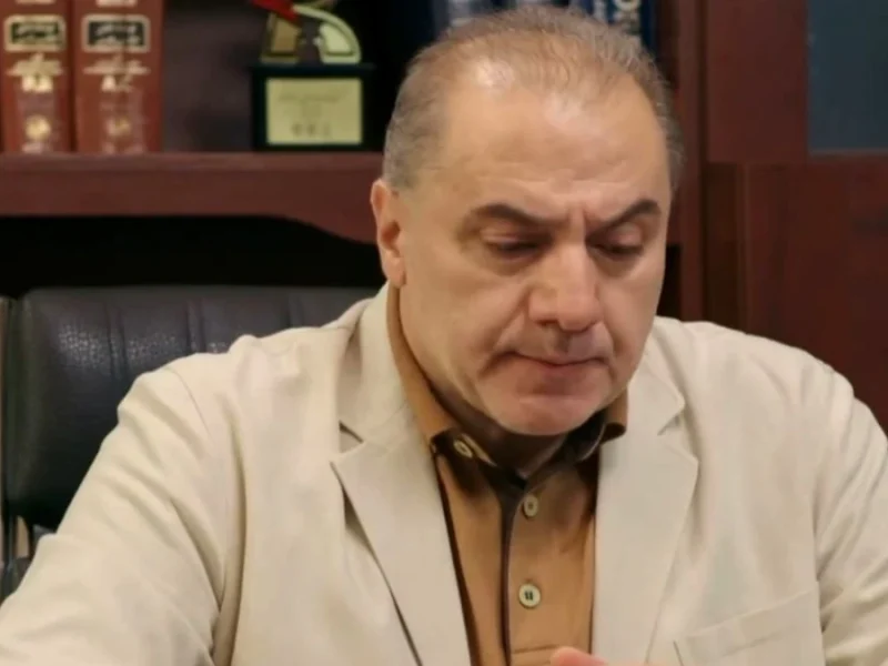 عکس دکتر توفیقی پدر مرضیه در پشت صحنه سریال بچه مهندس 3