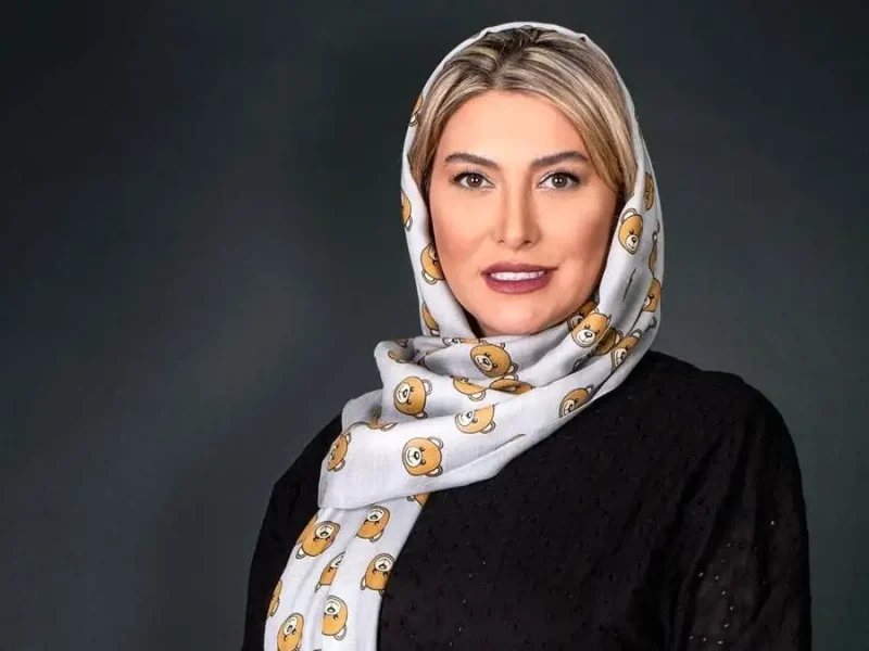 عکس قاب خانوادگی فریبا نادری با شوهر اولش 