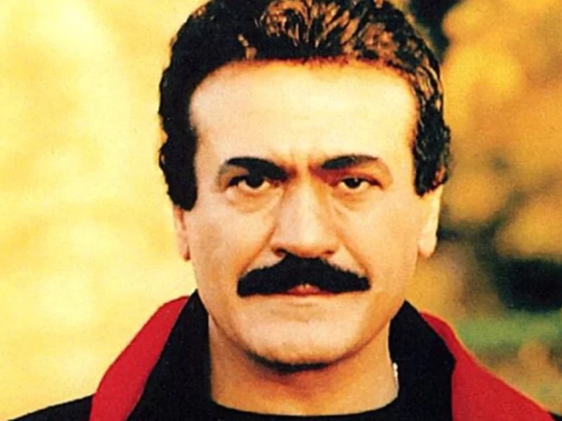 تصویر روز | فریدون فرخزاد و خواهرش از «ماریا شل» بازیگر اتریشی در مهرآباد فریدون فرخزاد و خواهرش از «ماریا شل» بازیگر اتریشی در مهرآباد
