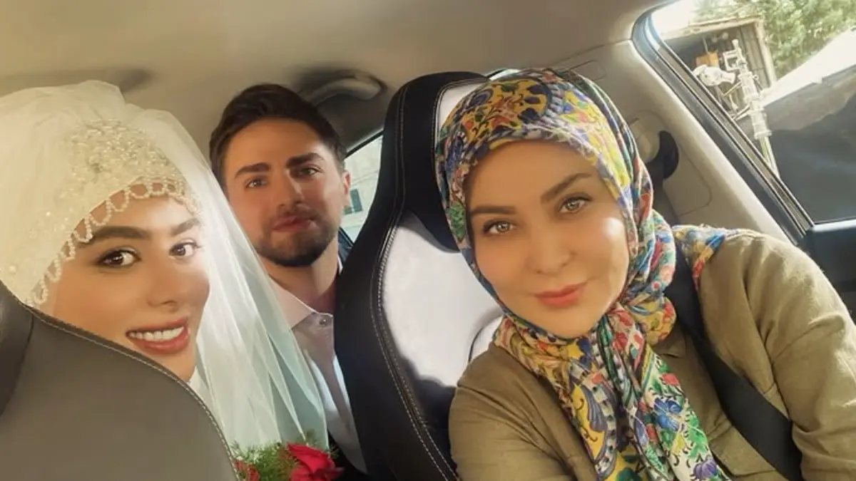 خبر روز | جشن تولد ۸ سالگی دختر فقیهه سلطانی بازیگر سریال یزدان با تم بابانوئل 1 جشن تولد ۸ سالگی دختر فقیهه سلطانی بازیگر سریال یزدان با تم بابانوئل