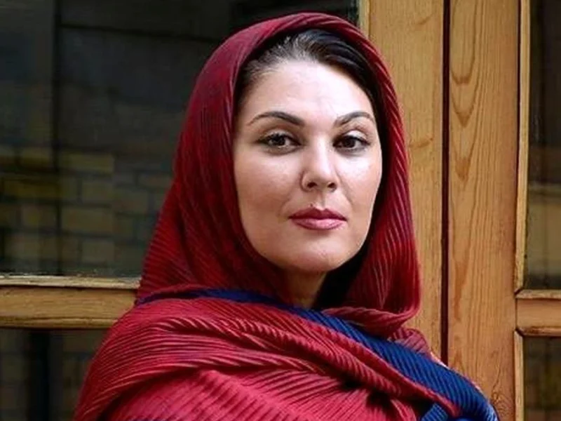 لاله اسکندری با پوشش سنتی چه زیبا شده