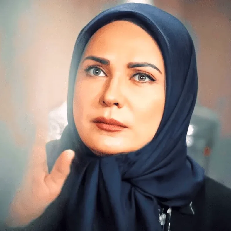 خبر روز | فیلم «زنانی که با گرگ ها دویده اند» با لعیا زنگنه کلید خورد لعیا 1 edited 1