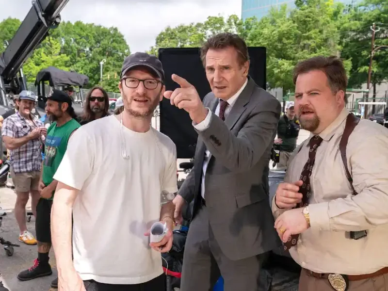 چرا حضور لیام نیسون، کارگردان The Naked Gunرا قانع کرد؟