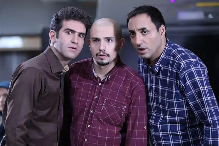 خبر روز | بازگشت هوتن شکیبا با سریال لیسانسهها به تلویزیون 2 لیسانسه 1