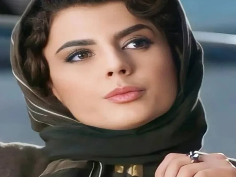 چهره و گریم عجیب لیلا حاتمی در پشت صحنه فیلم «بت»