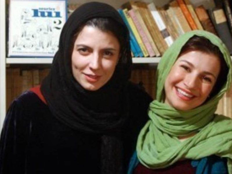 جذاب از ژست صمیمی و کودکانه «لیلا حاتمی و لیلی رشیدی» در سال 60