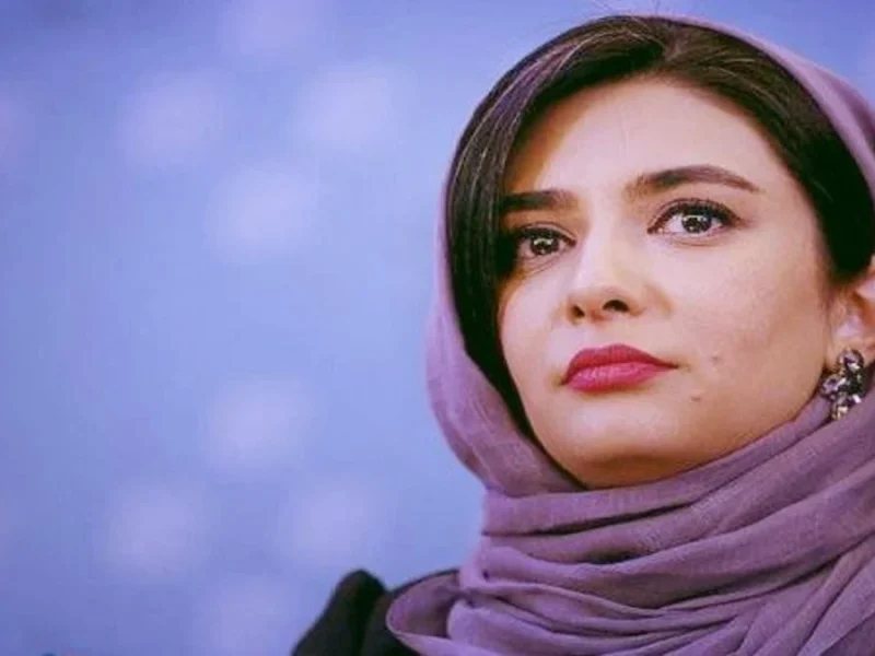 لیندا کیانی با میکاپی جدید از خود رونمایی کرد