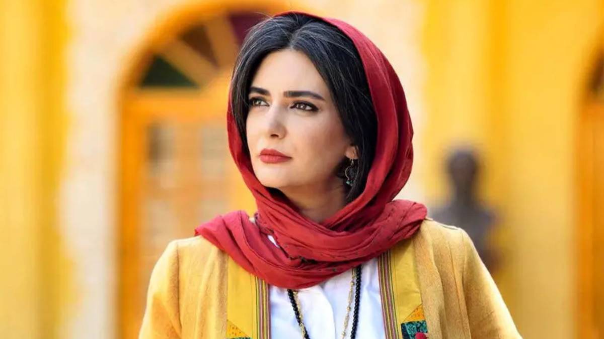 ابهت مدل لیندا کیانی در لباس زلیخا چه نشست به چهرش