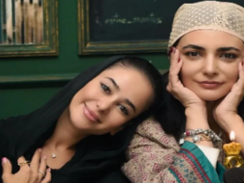 تصویر روز | جشن تولد لیندا کیانی در کنار النار حبیبی جشن تولد لیندا کیانی در کنار النار حبیبی