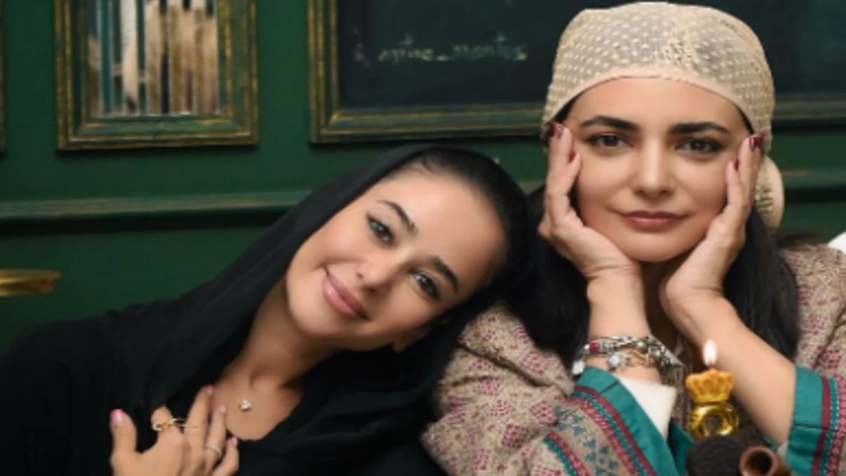 تصویر روز | جشن تولد لیندا کیانی در کنار النار حبیبی جشن تولد لیندا کیانی در کنار النار حبیبی