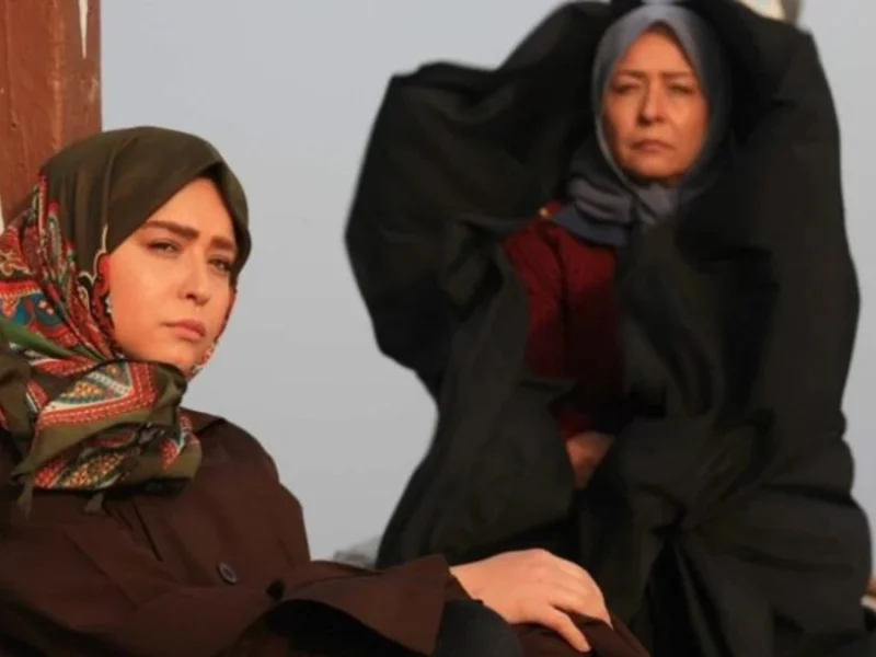 آزیتا حاجیان در نقش «مادر کیمیا» در سریال کیمیا