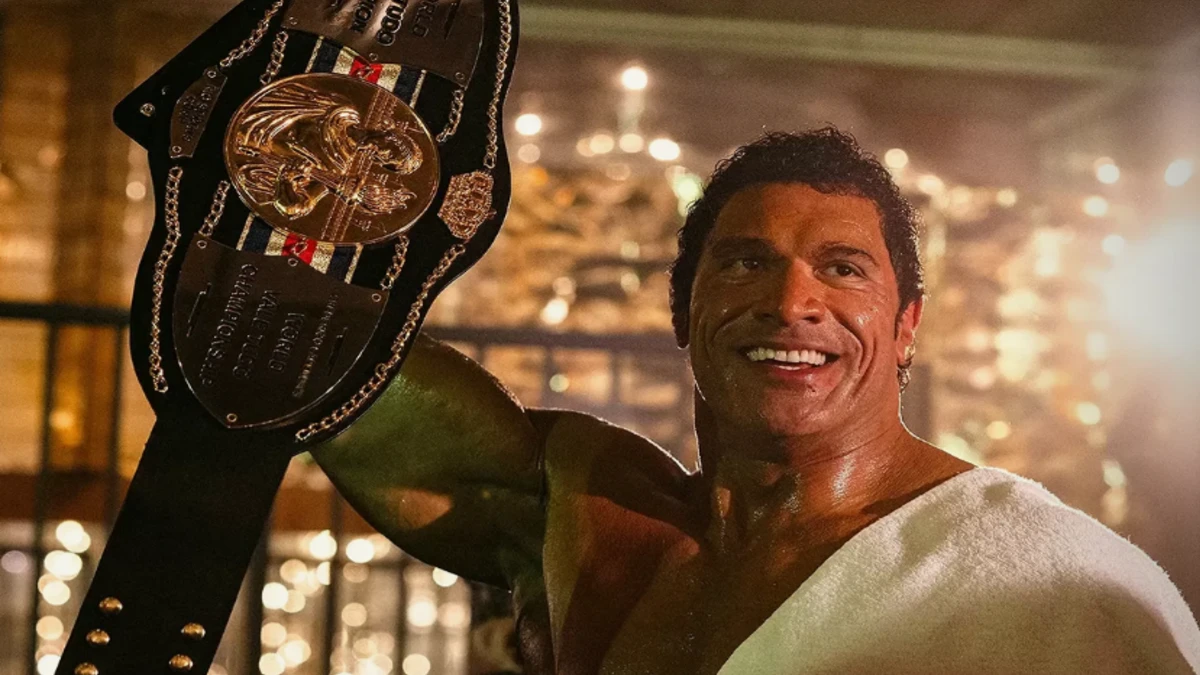 ماشین کوبنده؛ The Smashing Machine