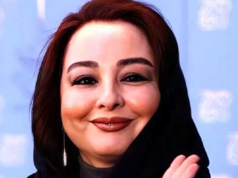ماهایا پطروسیان در مراسم خاکسپاری خانم ایرن سال 91