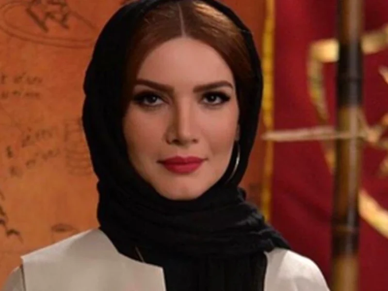 قابی زیبا از متین ستوده و خواهرزاده زیبا و عروسکی اش