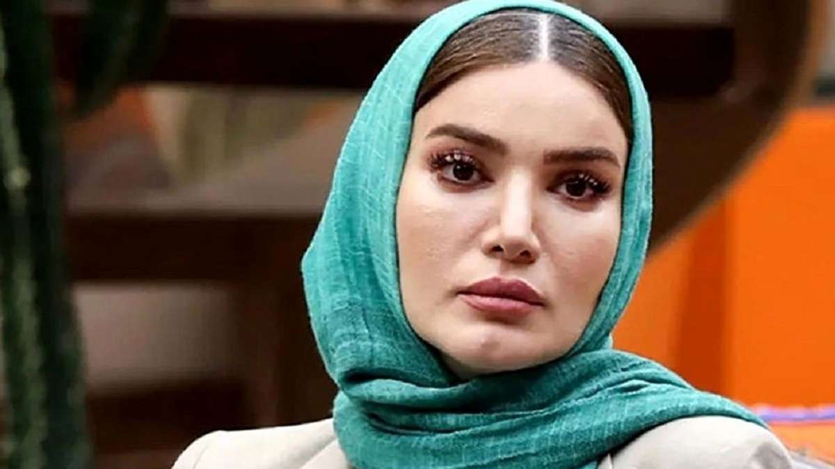 تصویر روز | تفاوت جنجالی چهره متین ستوده قبل و بعد آرایش برای رفتن به یک مهمانی 1 تفاوت جنجالی چهره متین ستوده قبل و بعد آرایش برای رفتن به یک مهمانی