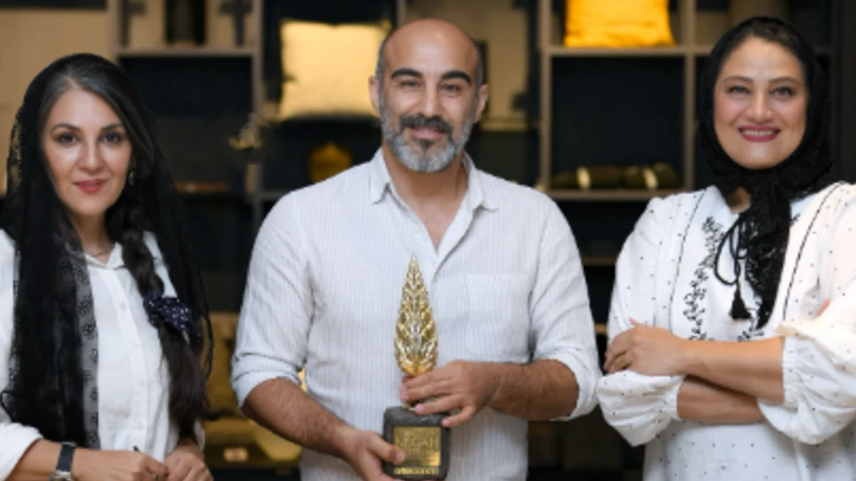 محسن تنابنده، شبنم مقدمی و ستاره اسکندری در کنار رامبد جوان جشن نگاه