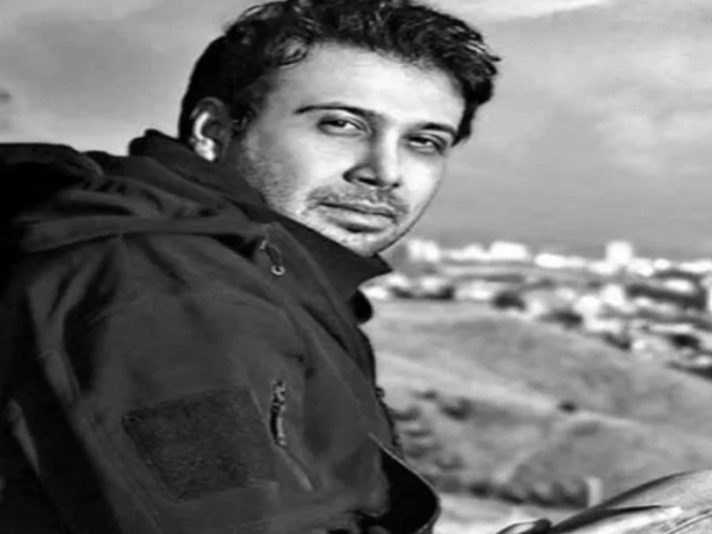 محسن چاوشی در کنار مادرش؛ شباهت جالب مادر پسری