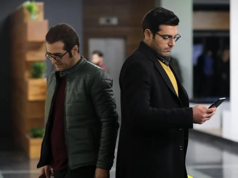 عکس محمدرضا رهبری بازیگر نقش جواد در سریال بچه مهندس 4 روز اول مدرسه
