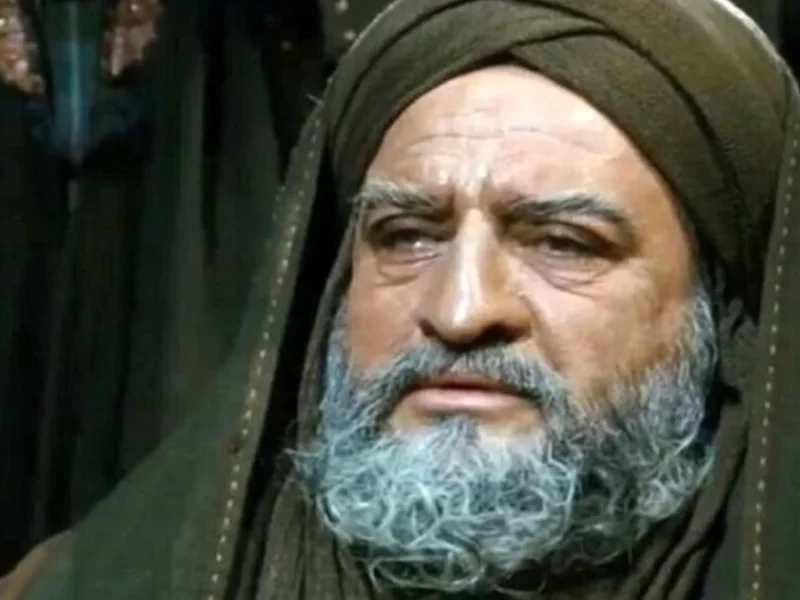محمدرضا شریفی‌نیا «محمد حنفیه» مختارنامه با لباس کردی در اولین فیلمش