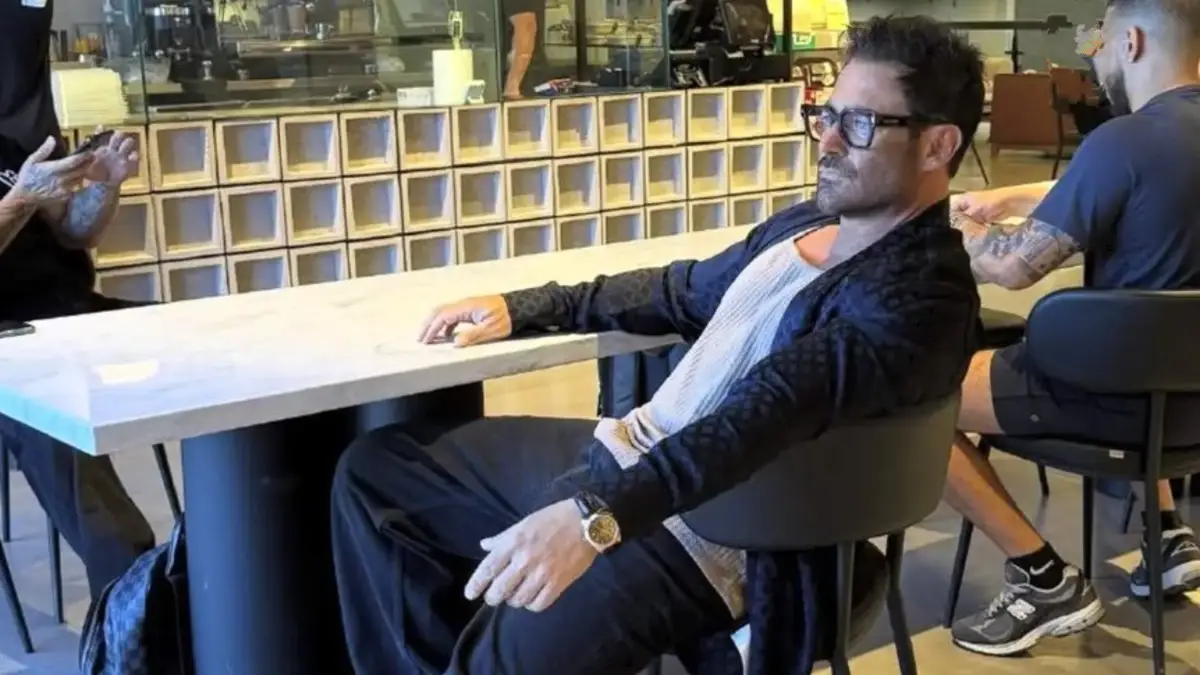 بازگشت آقای سوپراستار پس از پنج سال به عرصه بازیگری با یک سریال خانگی بازگشت آقای سوپراستار پس از پنج سال به عرصه بازیگری با یک سریال خانگی