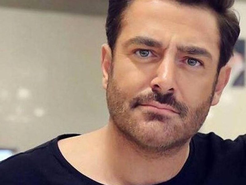 گلزار با این عکس پدرش را سوپرایز کرد